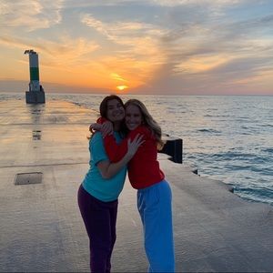 Meet your Posher, Dalia